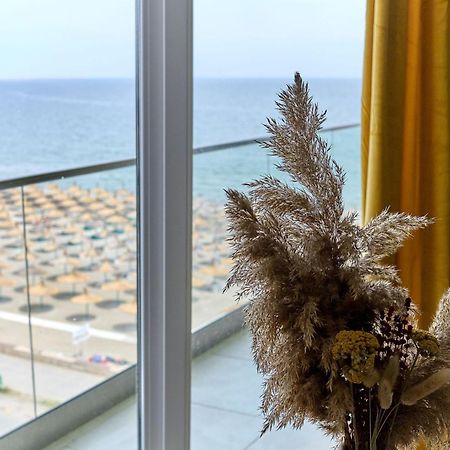 Paradise Sea View 2Bd Apt Spa N Pools Beach Resort Năvodari Exteriör bild