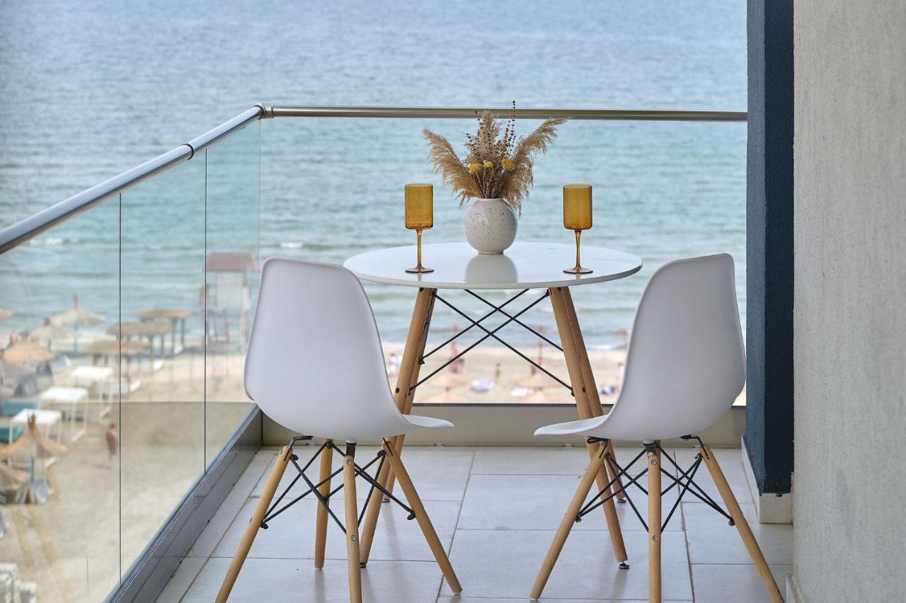 Paradise Sea View 2Bd Apt Spa N Pools Beach Resort Năvodari Exteriör bild